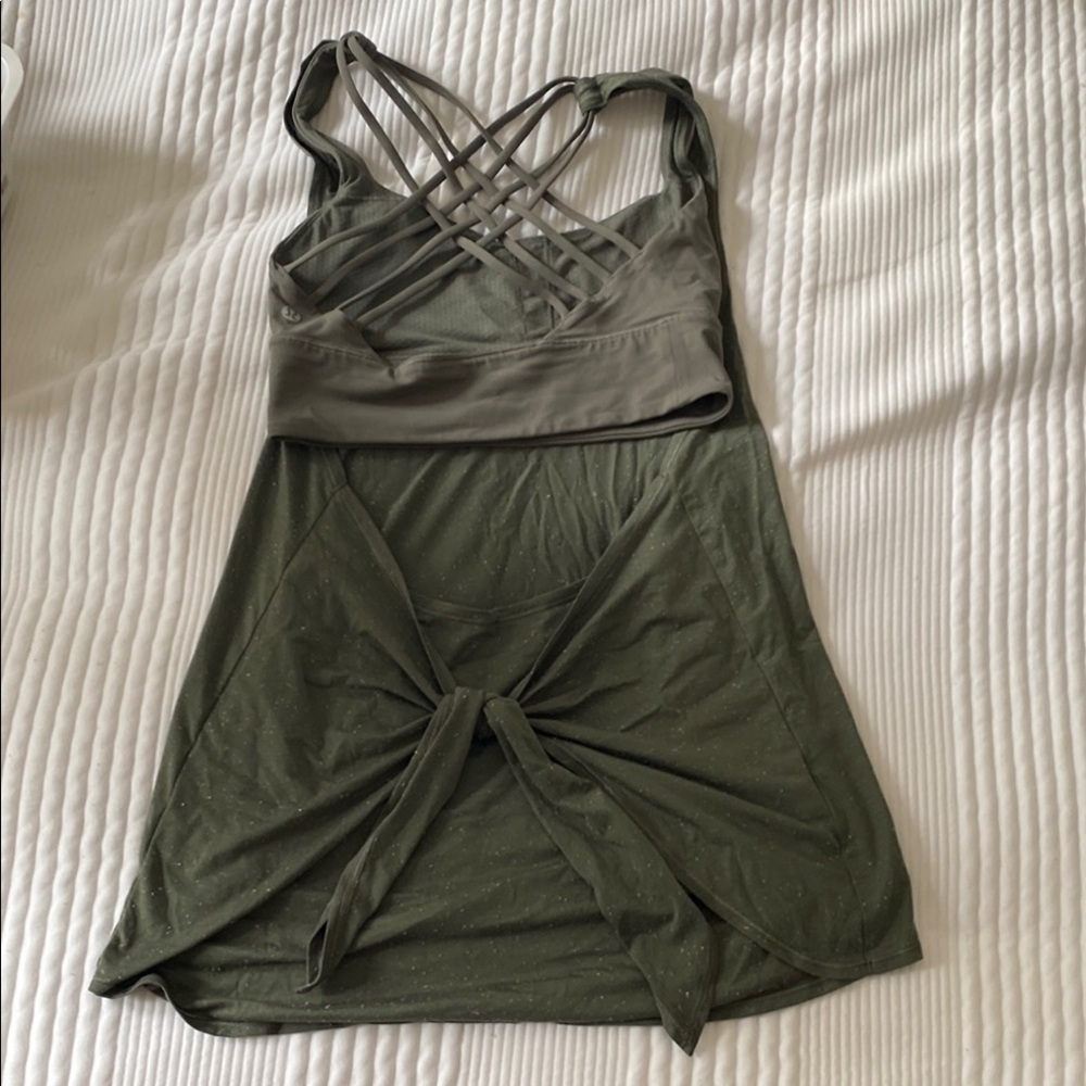 lululemon athletica Olive Short Sleeve Top